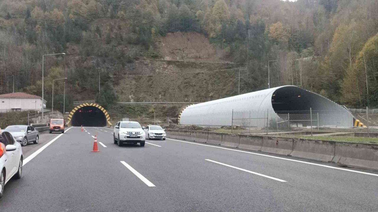 Bolu Dağı Tüneli İstanbul istikameti trafiğe kapatıldı!