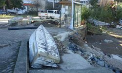 Giresun’un Tirebolu ilçesinde dalgaların yol açtığı tahribatın giderilmesi için çalışma başlatıldı