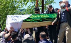 19 suç kaydı bulunan kocası tarafından öldürülen Saadet öğretmene gözyaşı