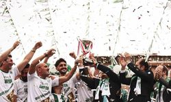 Çayelispor 3. Lig kupasını kaldırdı