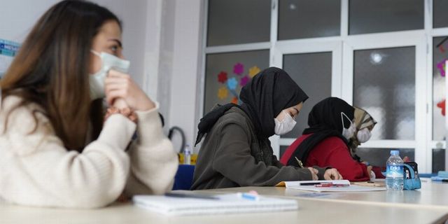 Yıldırım'da üniversite adaylarına deneme sınavı