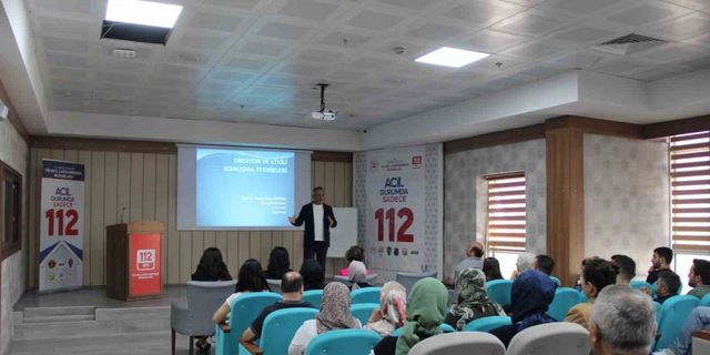 112 görevlilerine etkili konuşma semineri
