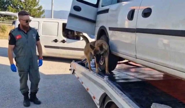 Bolu’da 40,5 kilo uyuşturucu ele geçirildi: Bakın uyuşturucu nereden çıktı