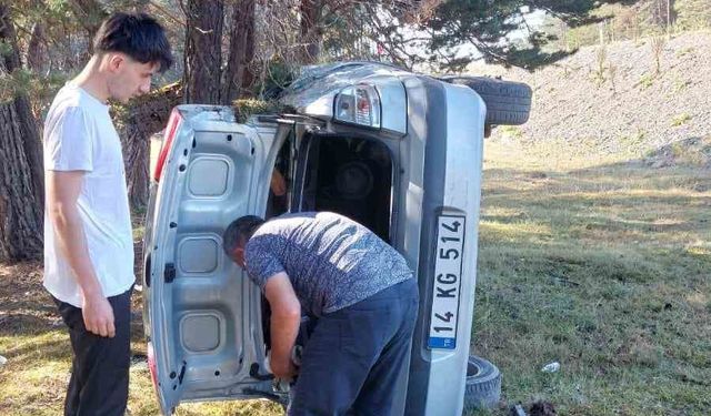 Otomobil yoldan çıkarak takla attı: 1 ölü, 2 yaralı