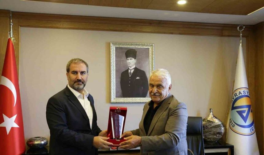 AK Parti Genel Başkan Yardımcısı Mustafa Şen, Avrasya Üniversitesi’ni ziyaret etti