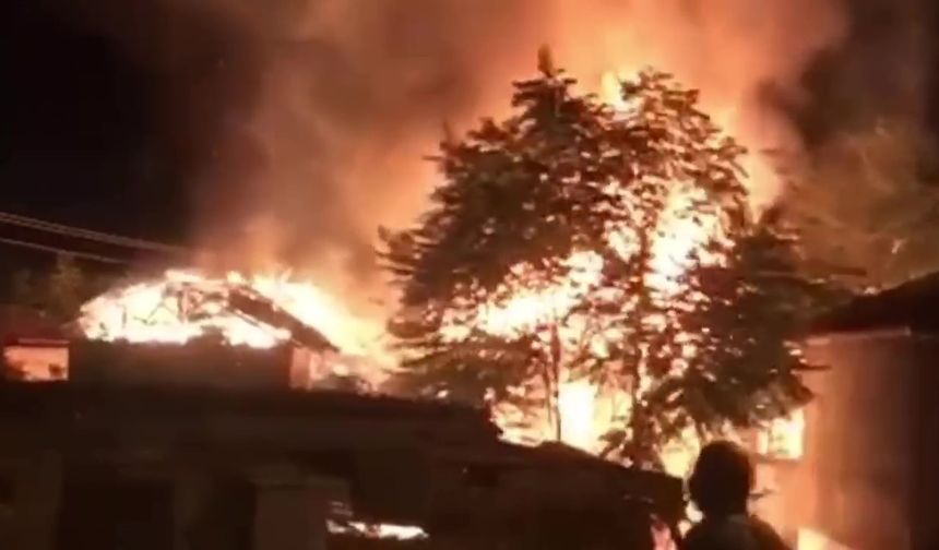 Komşu ilimiz Amasya'da ev alev alev yandı!