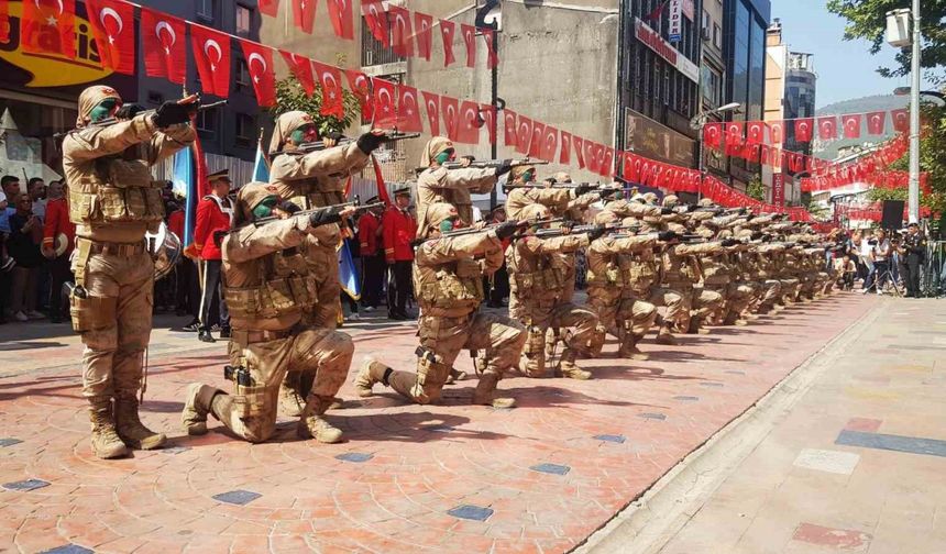 30 Ağustos Zafer Bayramına komandolar damga vurdu